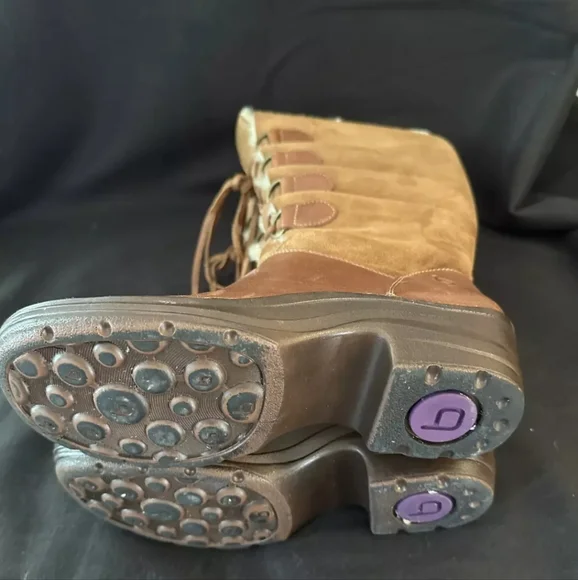 Bionica winter Boots Leather/Suede women size 9 Brown Shearling. Only worn once. - Picture 5 of 5